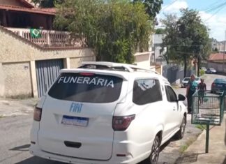 Carro de funerária é furtado com corpo dentro em Minas Gerais Carro de funerária é furtado com corpo dentro em Minas Gerais