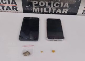 Casal é detido por suspeita de tráfico de drogas em Santa Vitória Casal é detido por suspeita de tráfico de drogas em Santa Vitória
