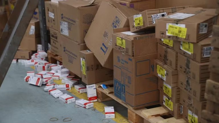 Criminosos armados invadem Central do SUS e roubam medicamentos em Uberlândia
