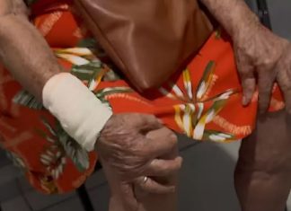 Homem de 61 anos é preso acusado de espancar a própria mãe de 85 anos em Uberlândia Homem de 61 anos é preso acusado de espancar a própria mãe de 85 anos em Uberlândia