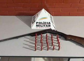 Homem é preso com arma de fogo em operação da PM na zona rural de Gurinhatã Homem é preso com arma de fogo em operação da PM na zona rural de Gurinhatã