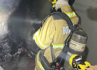 Incêndio assusta moradores no bairro Independência em Ituiutaba Incêndio assusta moradores no bairro Independência em Ituiutaba