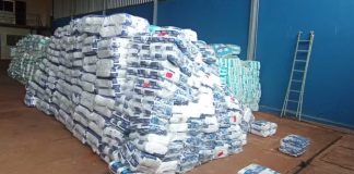 Mais de 2.300 fardos de fraldas roubadas em Goiás são recuperados em Santa Vitória