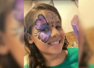 Menina de 8 Anos Morre ao Participar de Desafio com Desodorante nas Redes Sociais Menina de 8 Anos Morre ao Participar de Desafio com Desodorante nas Redes Sociais