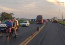 Motociclista Morre em Colisão com Caminhão no Anel Viário Oeste, em Uberlândia Motociclista Morre em Colisão com Caminhão no Anel Viário Oeste, em Uberlândia