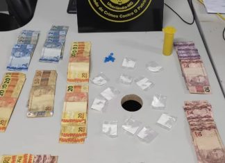 Polícia Civil apreende entorpecentes ao lado de escola municipal no bairro Shopping Park, em Uberlândia Polícia Civil apreende entorpecentes ao lado de escola municipal no bairro Shopping Park, em Uberlândia