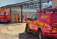 Trabalhador Sofre Queda de Cinco Metros Durante Instalação de Telhado e Fica Gravemente Ferido em Uberlândia Trabalhador Sofre Queda de Cinco Metros Durante Instalação de Telhado e Fica Gravemente Ferido em Uberlândia