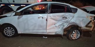 Acidente entre veículos deixa família ferida na LMG-782 Acidente entre veículos deixa família ferida na LMG-782