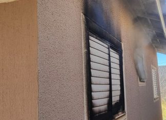 Casa Sofre Incêndio no Bairro Fruta do Conde, Uberlândia Casa Sofre Incêndio no Bairro Fruta do Conde, Uberlândia