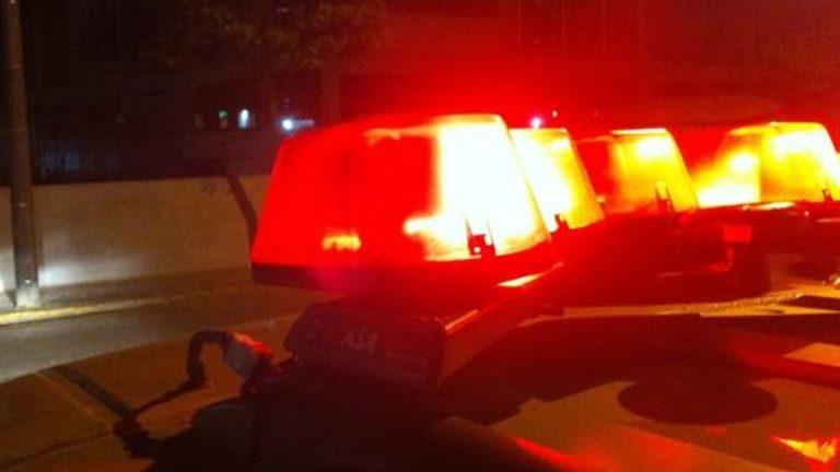 Homem é assassinado a facadas ao deixar bar em Carmo do Paranaíba