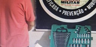 Homem é detido por receptação de produtos furtados de loja de autopeças em Uberaba Homem é detido por receptação de produtos furtados de loja de autopeças em Uberaba