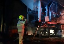 Incêndio atinge unidade de energia em usina de asfalto em Araxá na madrugada Incêndio atinge unidade de energia em usina de asfalto em Araxá na madrugada