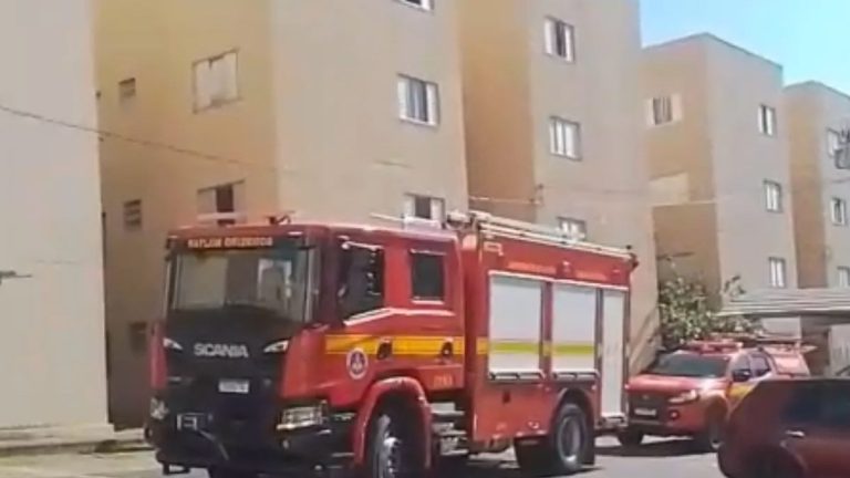 Incêndio em apartamento no bairro Tocantins leva Corpo de Bombeiros a atuar em Uberlândia.