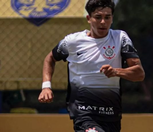Lucas Gabriel, Atleta de Uberaba, Firma Contrato com o Corinthians com Multa de R$ 253 Milhões Lucas Gabriel, Atleta de Uberaba, Firma Contrato com o Corinthians com Multa de R$ 253 Milhões