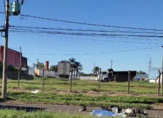 Motociclista falece ao colidir na traseira de caminhão no bairro Industrial, em Uberlândia Motociclista falece ao colidir na traseira de caminhão no bairro Industrial, em Uberlândia