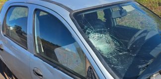 Motociclista sofre ferimentos graves após colisão com carro na MGC-452, em Uberlândia Motociclista sofre ferimentos graves após colisão com carro na MGC-452, em Uberlândia