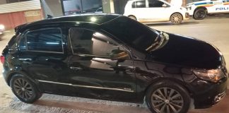 Motorista é detido após colidir com motociclista e escapar do local em Patos de Minas Motorista é detido após colidir com motociclista e escapar do local em Patos de Minas