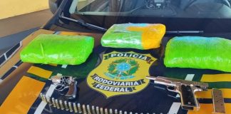 Motorista é preso na BR-158, em Paranaíba, com drogas, armas e munições a caminho de Uberaba Motorista é preso na BR-158, em Paranaíba, com drogas, armas e munições a caminho de Uberaba
