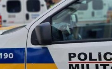 Mulher é Detida com Papelotes de Cocaína Durante Patrulhamento no Bairro Morumbi, em Uberlândia Mulher é Detida com Papelotes de Cocaína Durante Patrulhamento no Bairro Morumbi