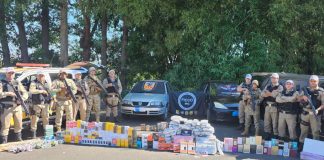 Operação integrada resulta na apreensão de R$ 309 mil em contrabando e na prisão de três pessoas em Uberlândia Operação integrada resulta na apreensão de R$ 309 mil em contrabando e na prisão de três pessoas em Uberlândia