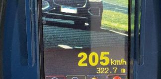 PRF Aborda Veículo a 205 km/h na BR-050 PRF Aborda Veículo a 205 kmh na BR-050