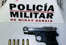 Patos de Minas: Motoqueiro ignora parada em blitz e Polícia Militar localiza veículo, apreendendo arma de fogo Patos de Minas Motoqueiro ignora parada em blitz e Polícia Militar localiza veículo, apreendendo arma de fogo