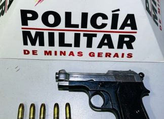 Patos de Minas: Motoqueiro ignora parada em blitz e Polícia Militar localiza veículo, apreendendo arma de fogo Patos de Minas Motoqueiro ignora parada em blitz e Polícia Militar localiza veículo, apreendendo arma de fogo