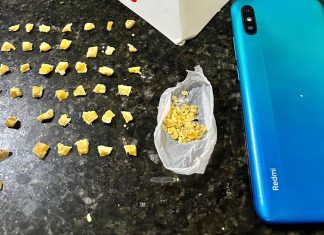 Polícia Militar captura jovem acusado de tráfico de drogas em casa abandonada em Prata Polícia Militar captura jovem acusado de tráfico de drogas em casa abandonada em Prata