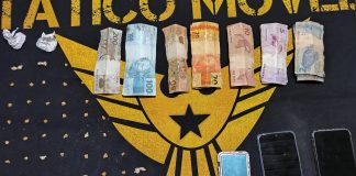 Polícia Militar detém quatro pessoas e apreende drogas em residência utilizada para tráfico em Iturama Polícia Militar detém quatro pessoas e apreende drogas em residência utilizada para tráfico em Iturama