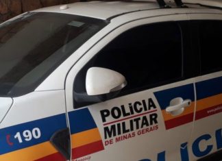 Polícia encontra pedras de crack durante patrulhamento no bairro Osvaldo Resende em Uberlândia Polícia encontra pedras de crack durante patrulhamento no bairro Osvaldo Resende em Uberlândia