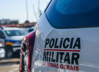 Suspeitos de Roubo a Posto de Combustível são Presos pela Polícia em Uberlândia Suspeitos de Roubo a Posto de Combustível são Detidos pela Polícia em Uberlândia