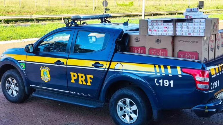 Veículo bate e é abandonado… dentro, uma carga ilegal de 26 mil maços de cigarro
