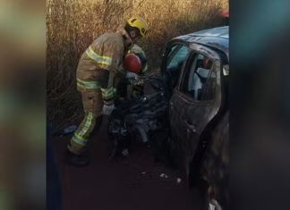 Acidente grave na MGC-154 em Ituiutaba: Motorista bate em caminhão e fica gravemente ferido Acidente grave na MGC-154 em Ituiutaba Motorista bate em caminhão e fica gravemente ferido