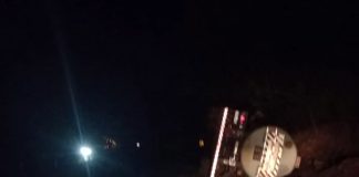 Acidente na BR-153 em Monte Alegre: Carreta com 59 mil litros de etanol tomba e causa alerta Acidente na BR-153 em Monte Alegre Carreta com 59 mil litros de etanol tomba e causa alerta