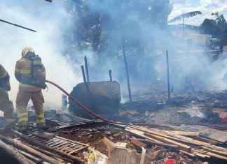 Casa destruída por incêndio no bairro Residencial Integração, em Uberlândia Casa destruída por incêndio no bairro Residencial Integração, em Uberlândia