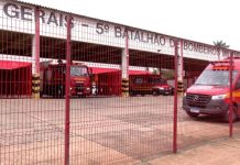 Corpo carbonizado é descoberto às margens do rio Uberabinha, em Uberlândia Corpo carbonizado é descoberto às margens do rio Uberabinha, em Uberlândia