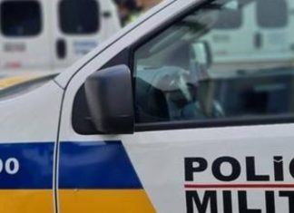 Jovem é detido por tráfico de drogas durante ação em distribuidora de bebidas no Mansour, em Uberlândia Jovem é detido por tráfico de drogas durante ação em distribuidora de bebidas no Mansour, em Uberlândia