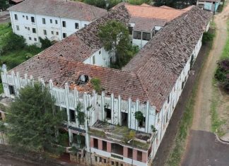 Leilão do Hotel Colombo, em Araxá, acontece e não recebe nenhuma oferta Leilão do Hotel Colombo, em Araxá, acontece e não recebe nenhuma oferta