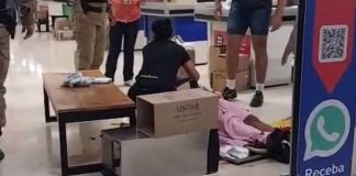 Mulher é esfaqueada dentro de hipermercado em Uberlândia Mulher é esfaqueada dentro de hipermercado em Uberlândia