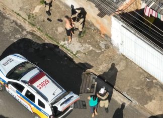 Operação Asfixia: Prisões, apreensão de drogas e remoção de veículos no bairro Lagoinha, em Uberlândia Operação Asfixia: Prisões, apreensão de drogas e remoção de veículos no bairro Lagoinha, em Uberlândia