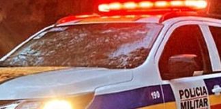 Tráfico de drogas: Dupla é presa no bairro Minas Gerais, em Uberlândia Tráfico de drogas: Dupla é presa no bairro Minas Gerais, em Uberlândia