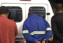 Trio é detido em Uberaba após ser flagrado com carreta furtada e carga de sementes de R$ 800 mil Trio é detido em Uberaba após ser flagrado com carreta furtada e carga de sementes de R$ 800 mil