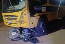 Acidente Grave: Moto Arrastada por Ônibus Escolar Deixa Dois Jovens Feridos em Lagoa Formosa Acidente Grave: Moto Arrastada por Ônibus Escolar Deixa Dois Jovens Feridos em Lagoa Formosa
