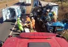 Acidente em Patrocínio: Caminhão colide com carreta e deixa dois feridos Acidente em Patrocínio: Caminhão colide com carreta e deixa dois feridos
