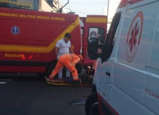 Acidente no Centro de Ituiutaba: carro e moto colidem, e duas pessoas ficam feridas Acidente no Centro de Ituiutaba: carro e moto colidem, e duas pessoas ficam feridas