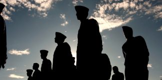 Modelo Cívico-Militar é Rejeitado por 87% das Escolas em Uberlândia durante Consultas Modelo Cívico-Militar é Rejeitado por 87% das Escolas em Uberlândia durante Consultas