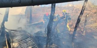 Morador de Uberlândia sofre queimaduras após barraco pegar fogo por fogão a lenha deixado aceso Morador de Uberlândia sofre queimaduras após barraco pegar fogo por fogão a lenha deixado aceso