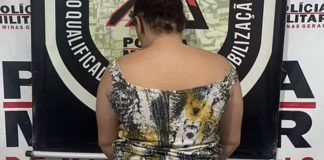 Mulher é brutalmente assassinada com taco de sinuca e faca em Uberaba; suspeita é detida Mulher é brutalmente assassinada com taco de sinuca e faca em Uberaba; suspeita é detida