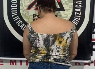 Mulher é brutalmente assassinada com taco de sinuca e faca em Uberaba; suspeita é detida Mulher é brutalmente assassinada com taco de sinuca e faca em Uberaba; suspeita é detida