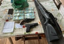 Polícia Apreende Armas Ilegais e Mais de R$ 80 Mil em Araguari Polícia Apreende Armas Ilegais e Mais de R$ 80 Mil em Araguari
